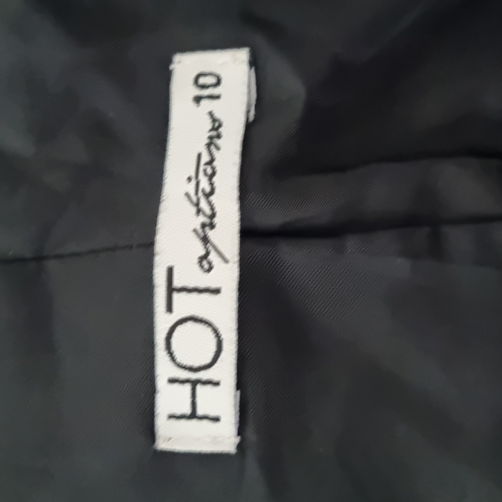 Hot options, black corporate blazer, fitted waist, shoulder pads, size 10 - Picture 7 of 8